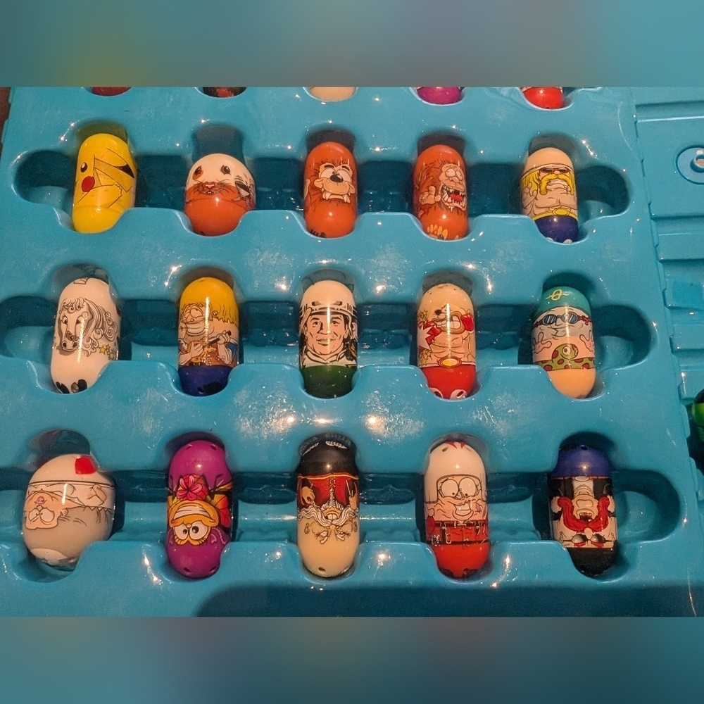 Mighty Beanz Collection In Case - Picture 7 of 7